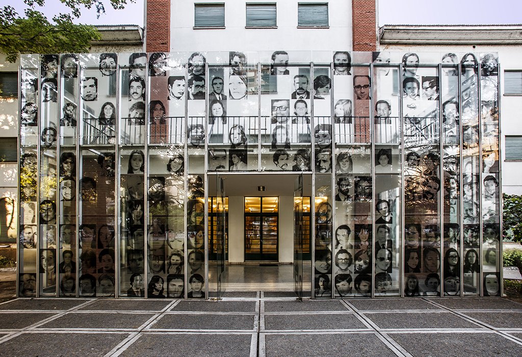 Buenos Aires Dictatorship Tour: Memory and Human Rights, 1976-1983