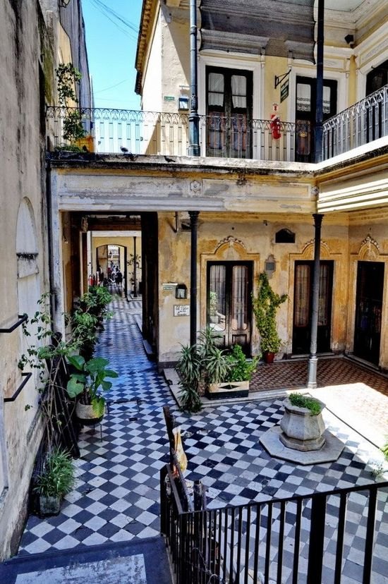 Buenos Aires Off-the-Beaten-Path Tour